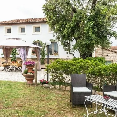 La Rocca Villa *