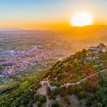 La Rocca *