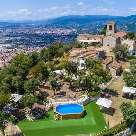 La Rocca Villa